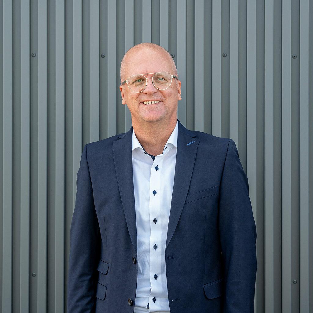 HirschmannAutomotive_Contact_Herler_Sebastian.jpg HirschmannAutomotive_Contact_Herler_Sebastian.jpg