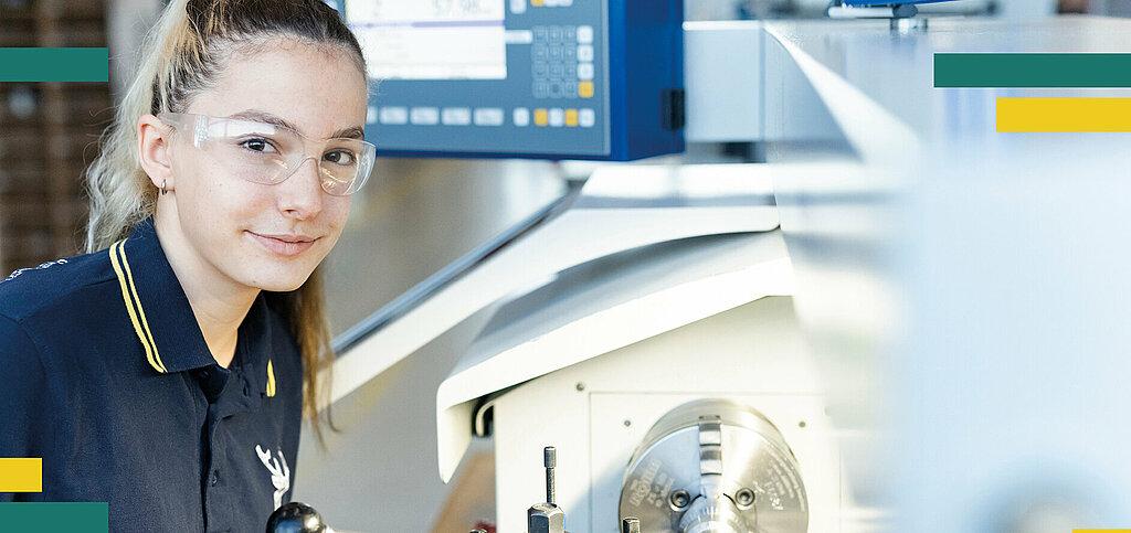 HirschmannAutomotive_Appreticeships_Toolmaking_3.jpg HirschmannAutomotive_Appreticeships_Toolmaking_3.jpg