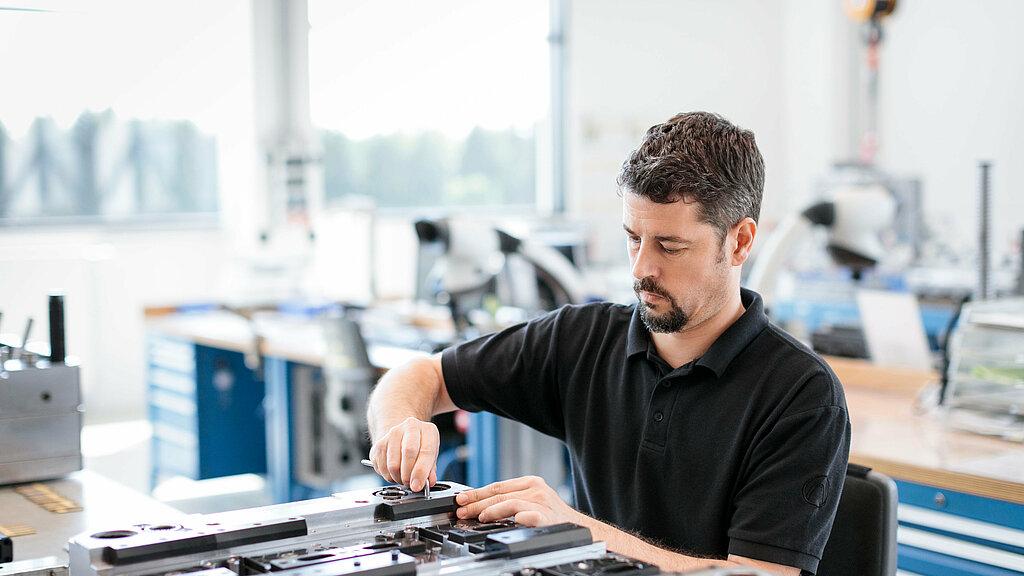 HirschmannAutomotive_SpecialMachineEngineering_6.jpg HirschmannAutomotive_SpecialMachineEngineering_6.jpg