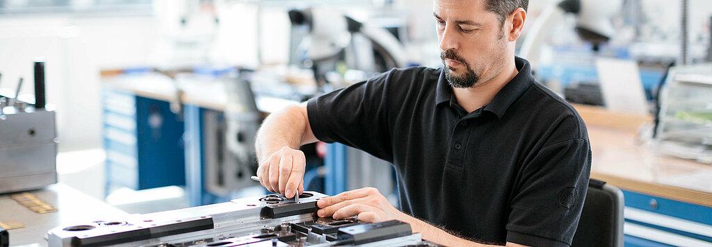 Tool construction