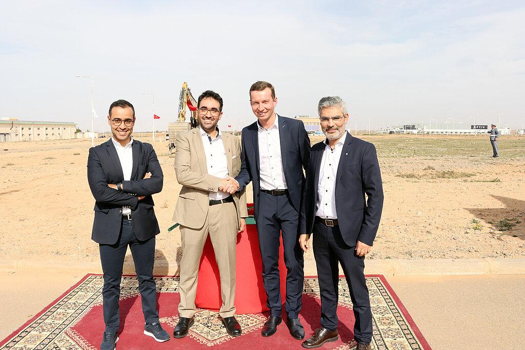 CEO Angelo Holzknecht together with the local management team of Hirschmann Automotive in Morocco